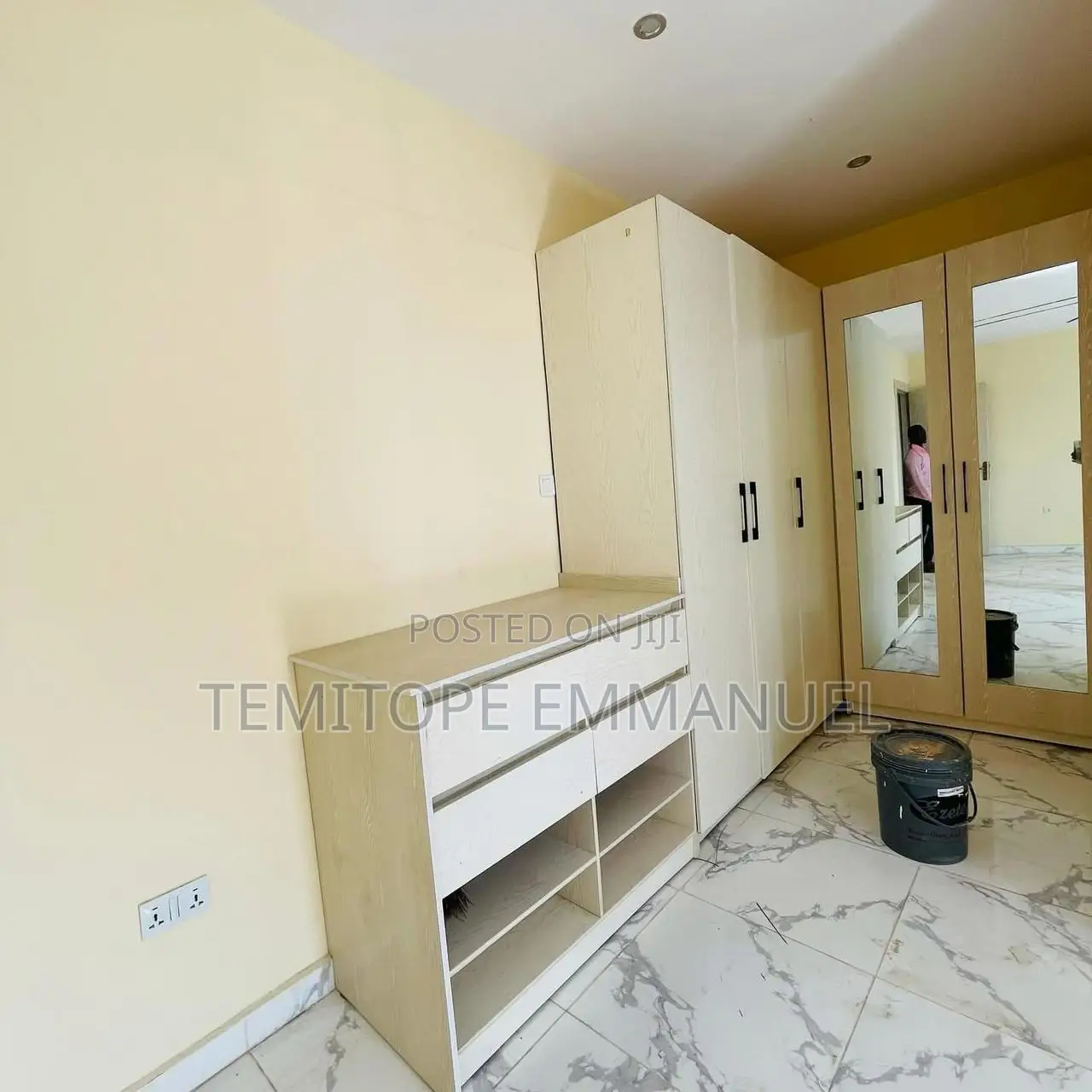 Furnished 4bdrm Duplex in Anthony Village for sale in Anthony Village