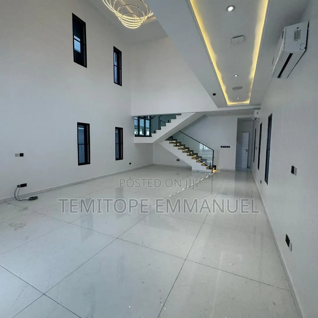 Furnished 4bdrm Duplex in Phase 1 for sale in Lekki Phase 1