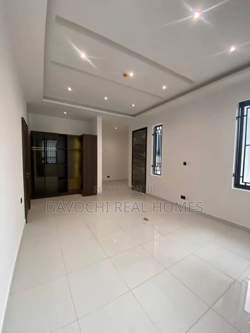 4bdrm Duplex in Lekki Phase1 for rent in Lekki Phase 1