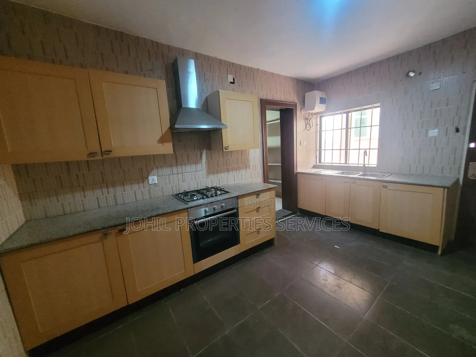 8bdrm Duplex in Maitama for rent in Maitama