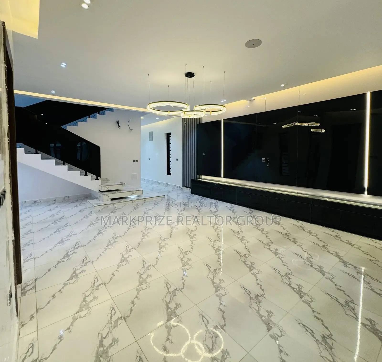 4bdrm Duplex in Adeniyi Jones Lagos for sale in Adeniyi Jones