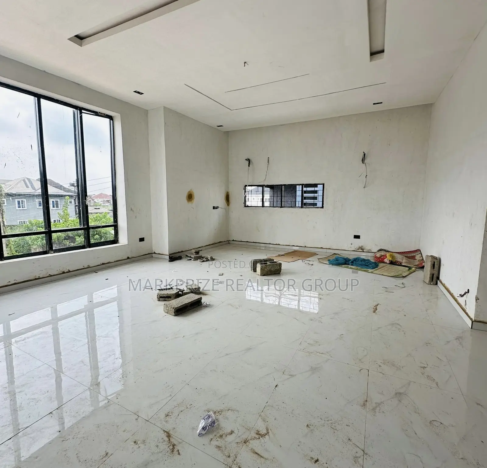 5bdrm Duplex in Opic Isheri North for sale in Isheri North
