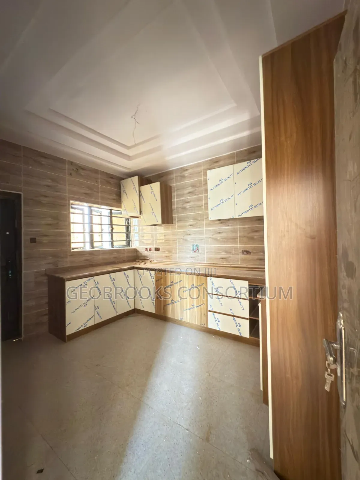 5bdrm Duplex in Kolapo Ishola Gra, Akobo for sale in Akobo