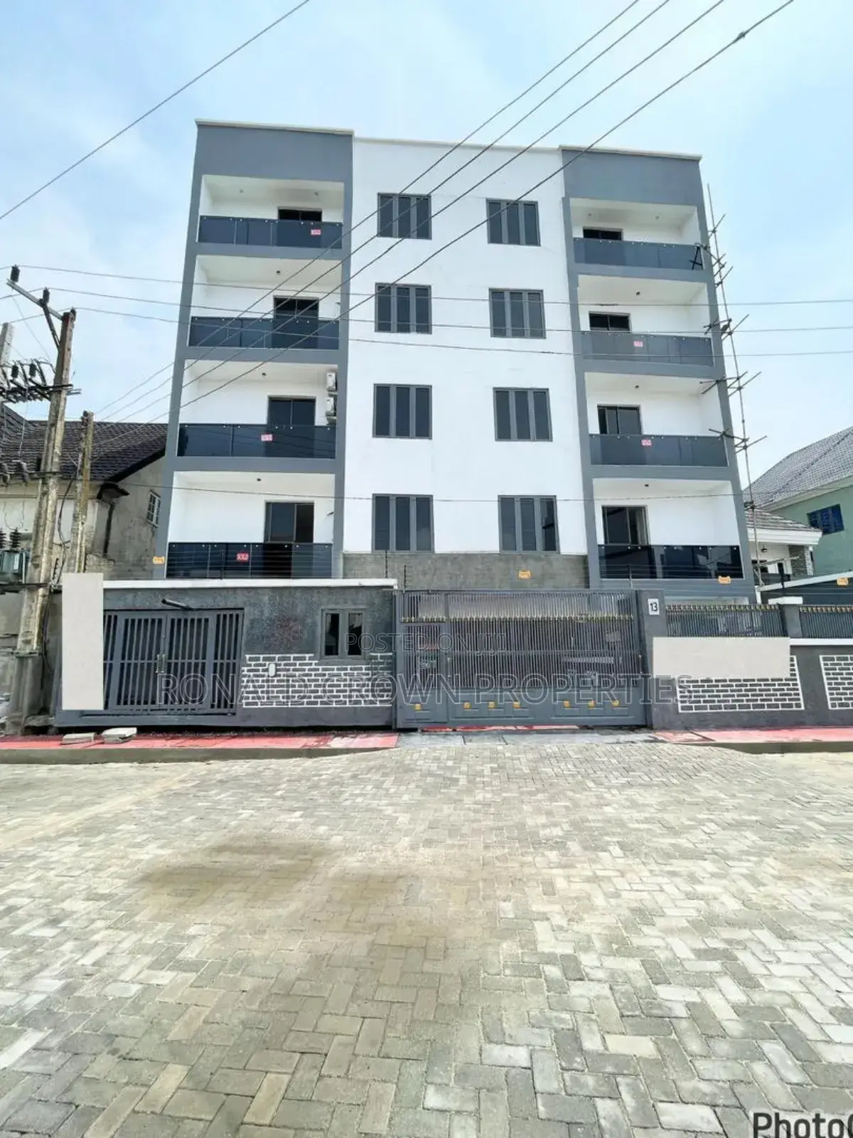 2bdrm Apartment in Ikate for sale in Ikate