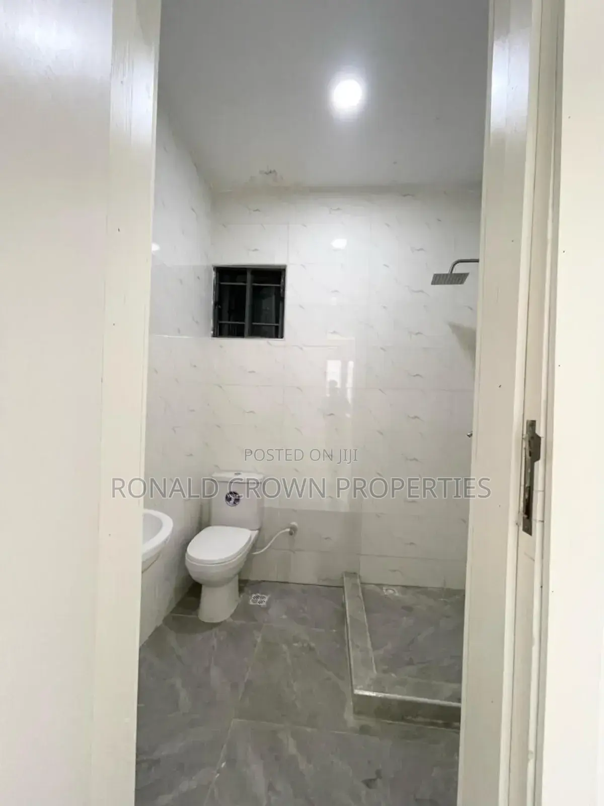 2bdrm Apartment in Ikate for sale in Ikate