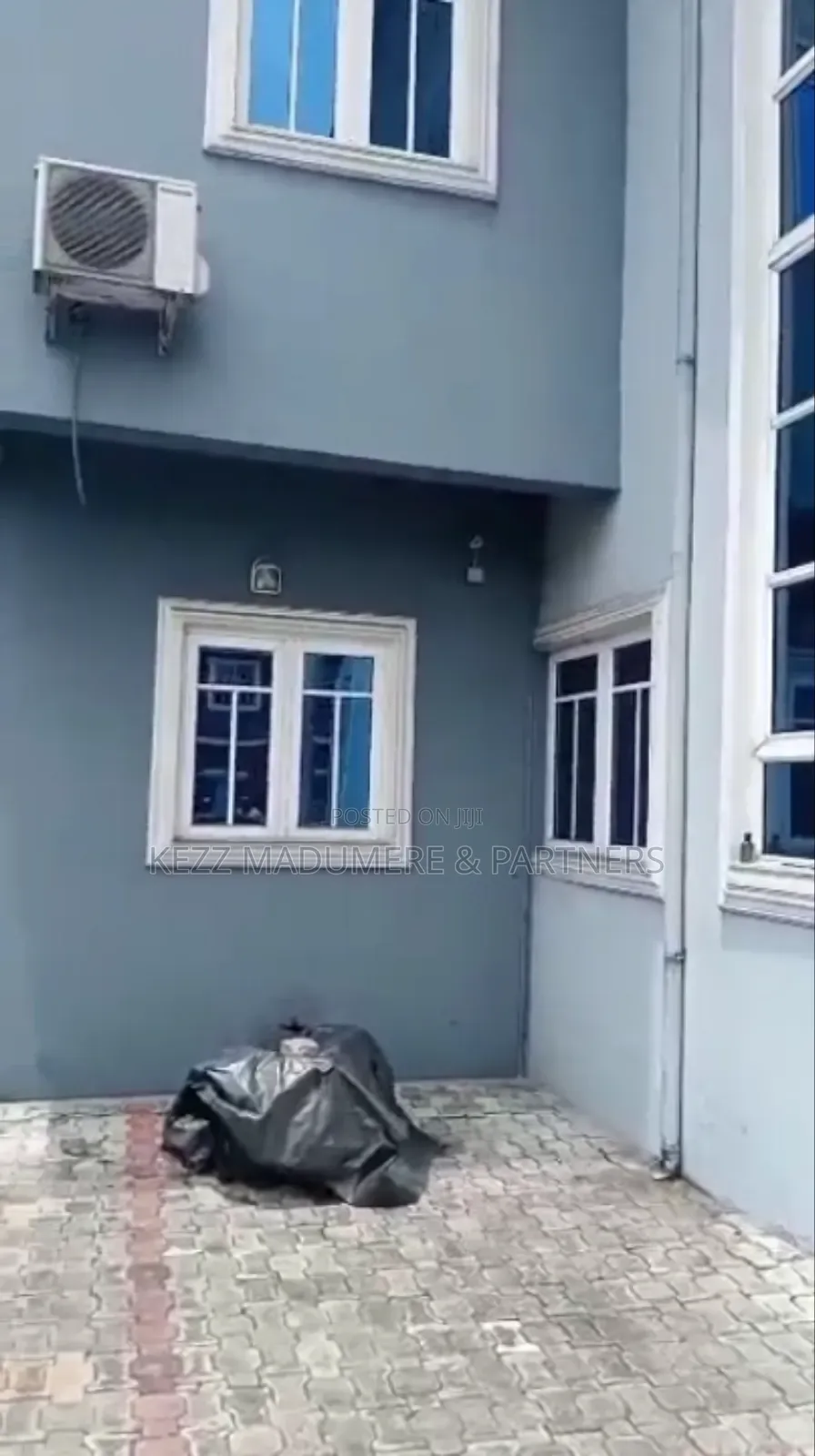 6bdrm Duplex in Gated Estate Dr for sale in Port-Harcourt