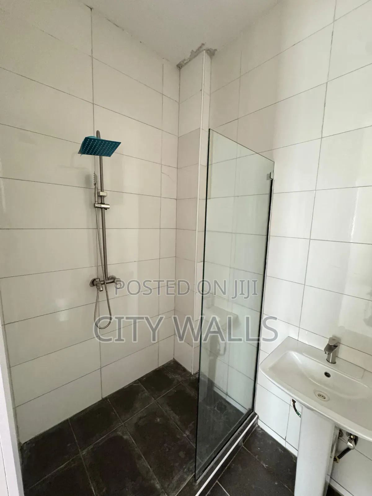 3bdrm Block of Flats in Lekki Phase 1 for rent in Lekki Phase 1
