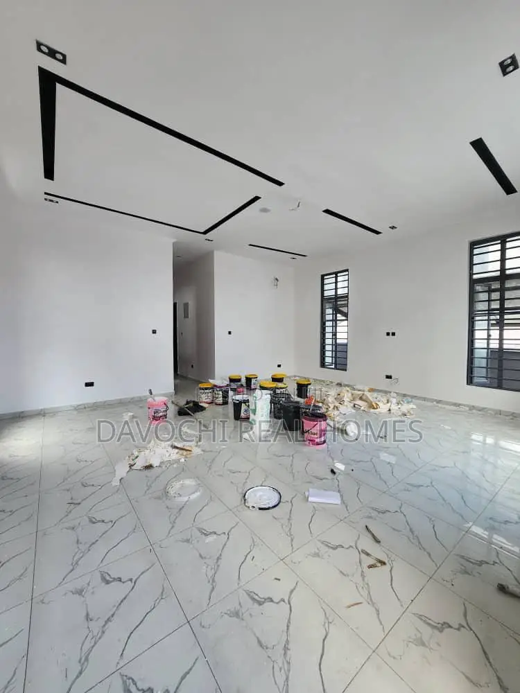 Mini Flat in Lekki Phase1 for rent in Lekki Phase 1