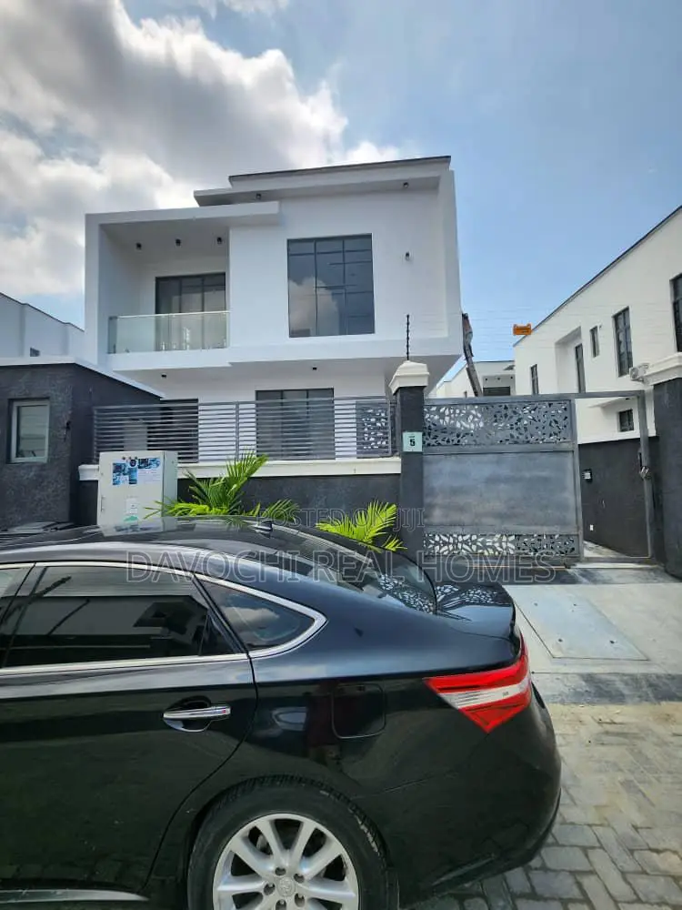 Mini Flat in Lekki Phase1 for rent in Lekki Phase 1