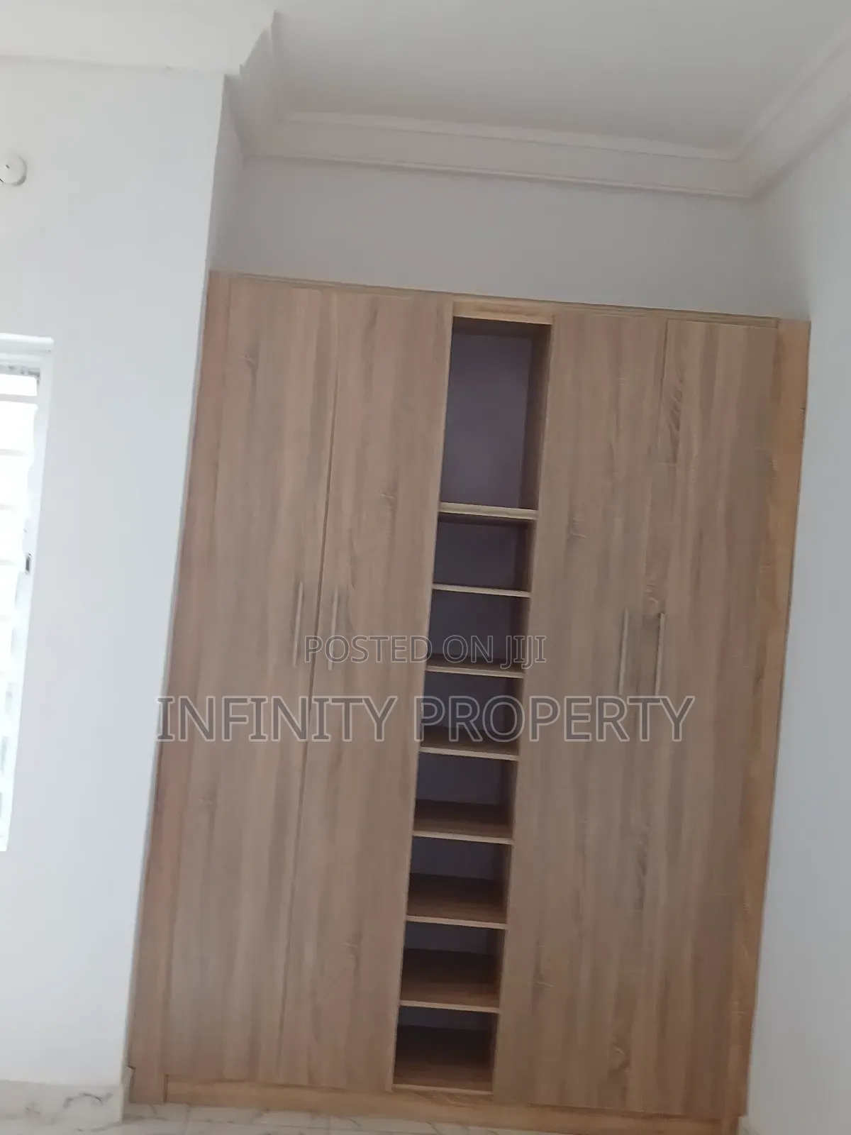 3bdrm Block of Flats in Limit Estate, Benin City for sale in Benin City