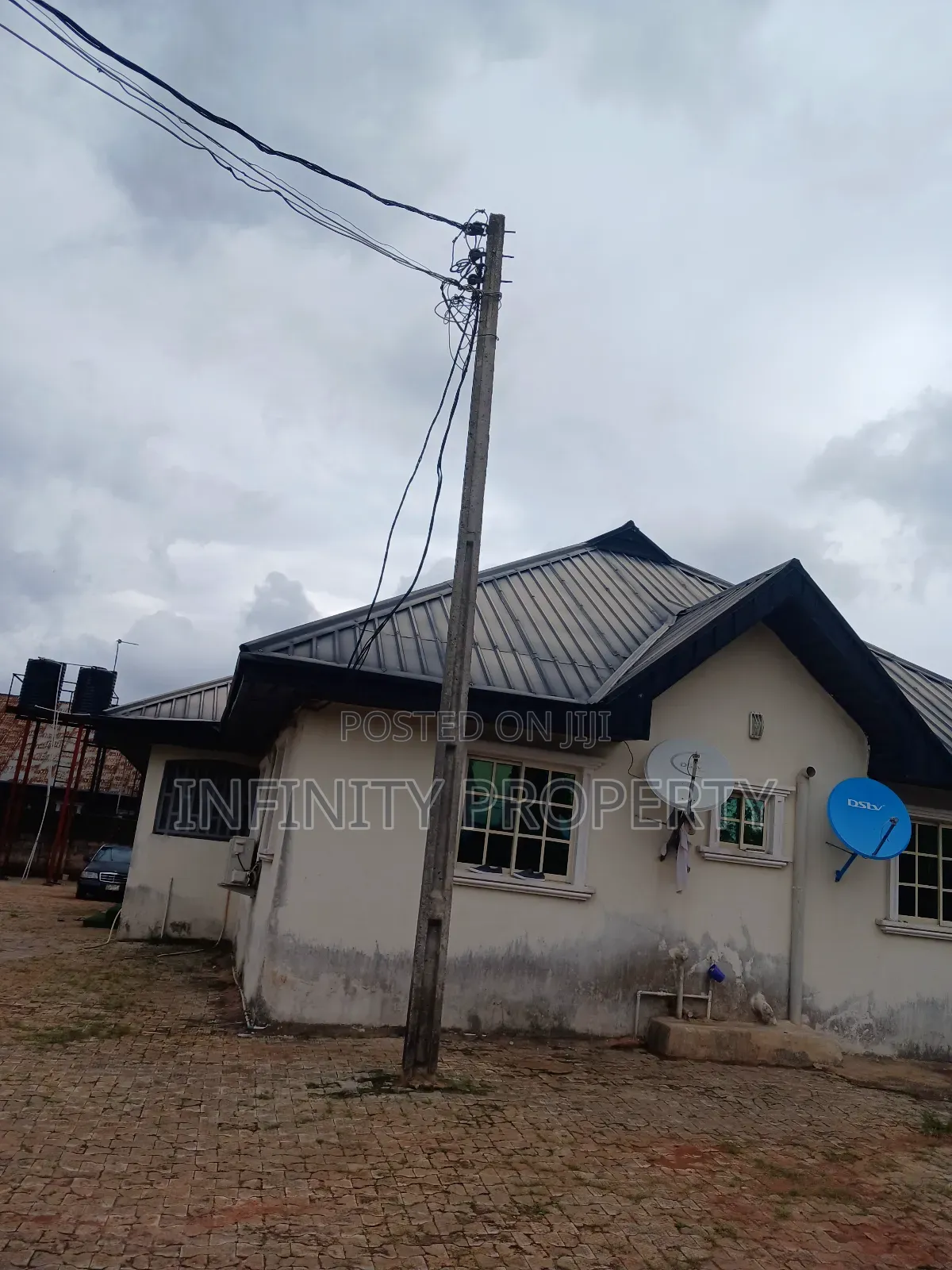 3bdrm Block of Flats in Pz, Benin City for sale in Benin City