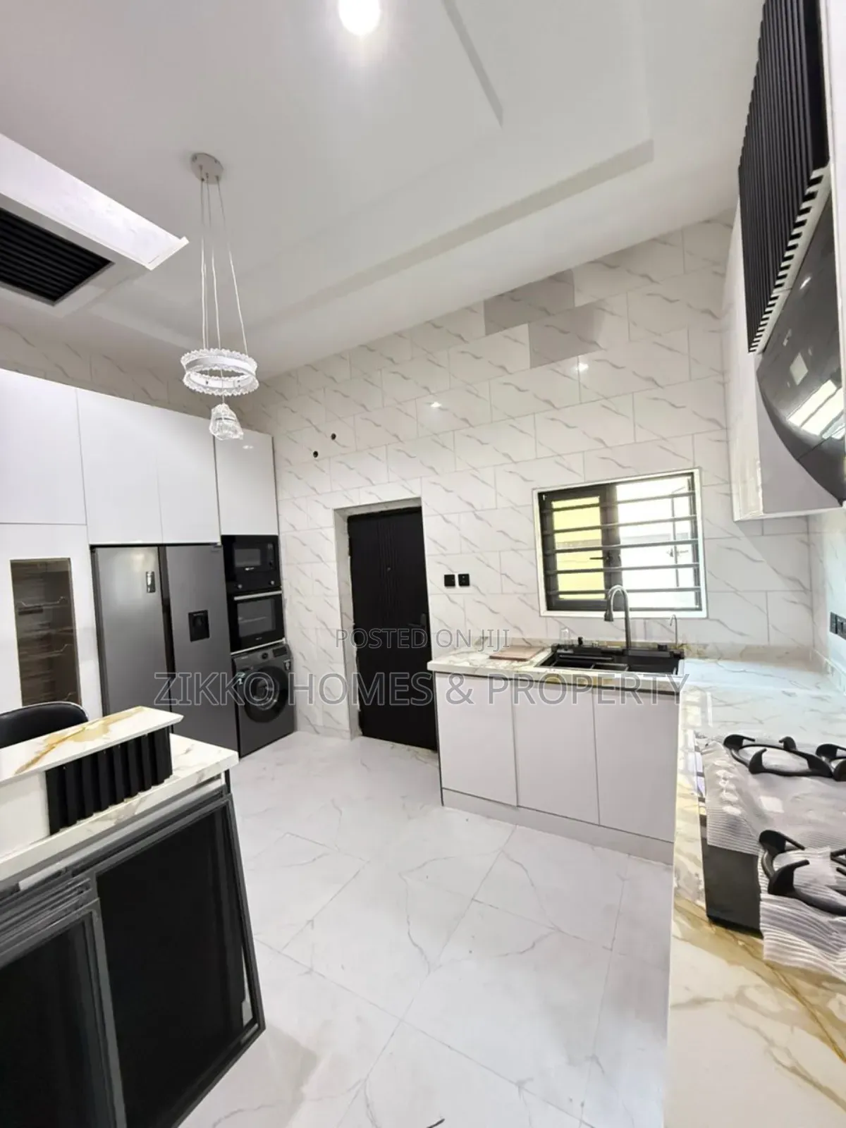 4bdrm Duplex in Olive Estate, Off, Sangotedo for sale in Sangotedo