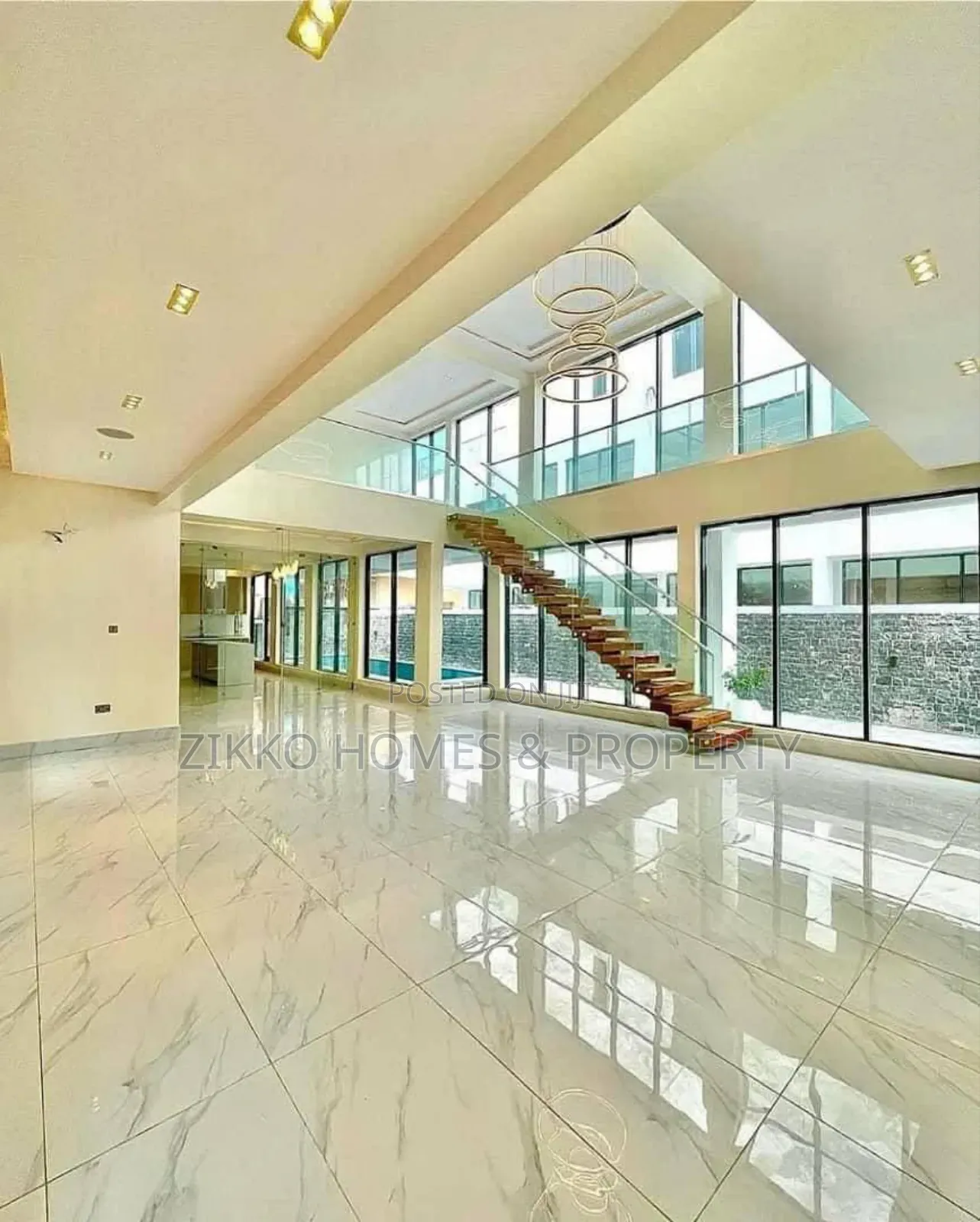 6bdrm Duplex in Lekki for sale in Lekki Phase 1