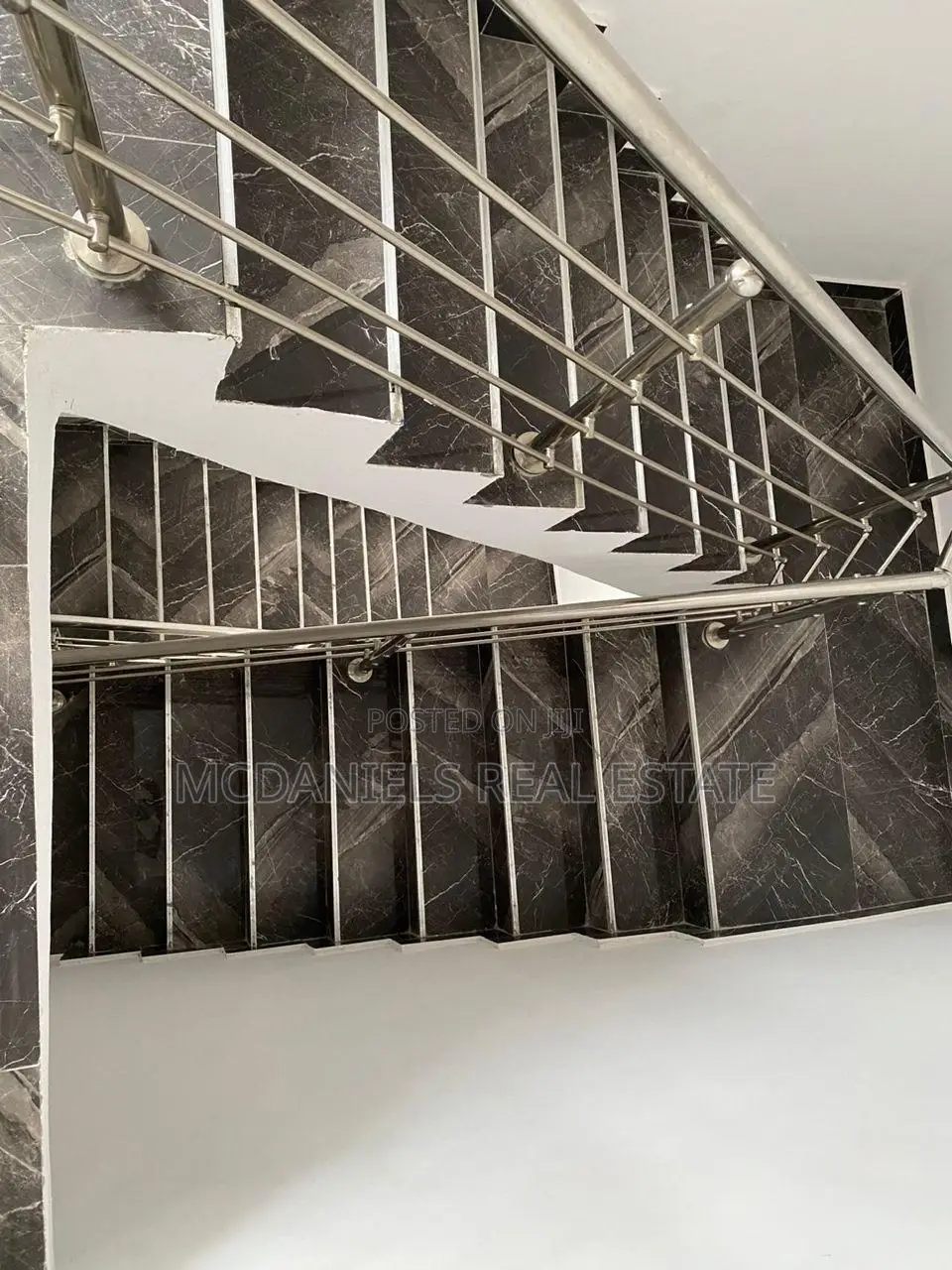 4bdrm Duplex in Sangotedo for sale in Sangotedo