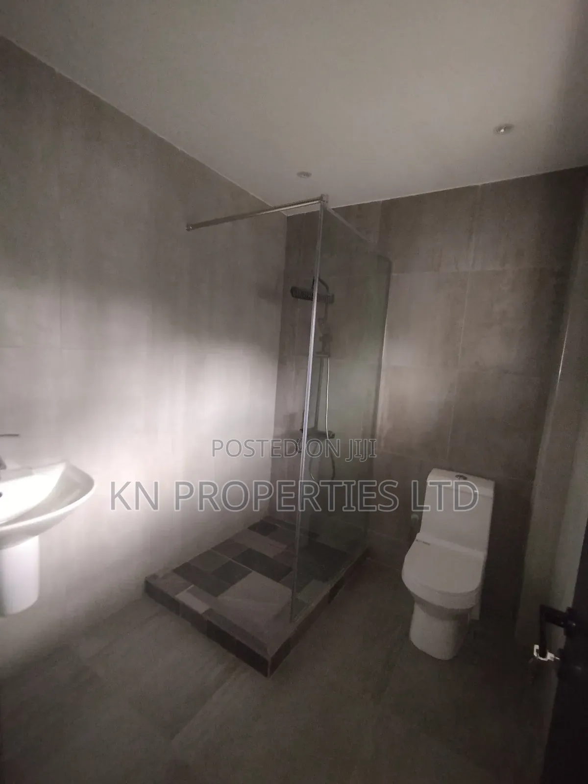 5bdrm Duplex in Maitama Main for rent in Maitama