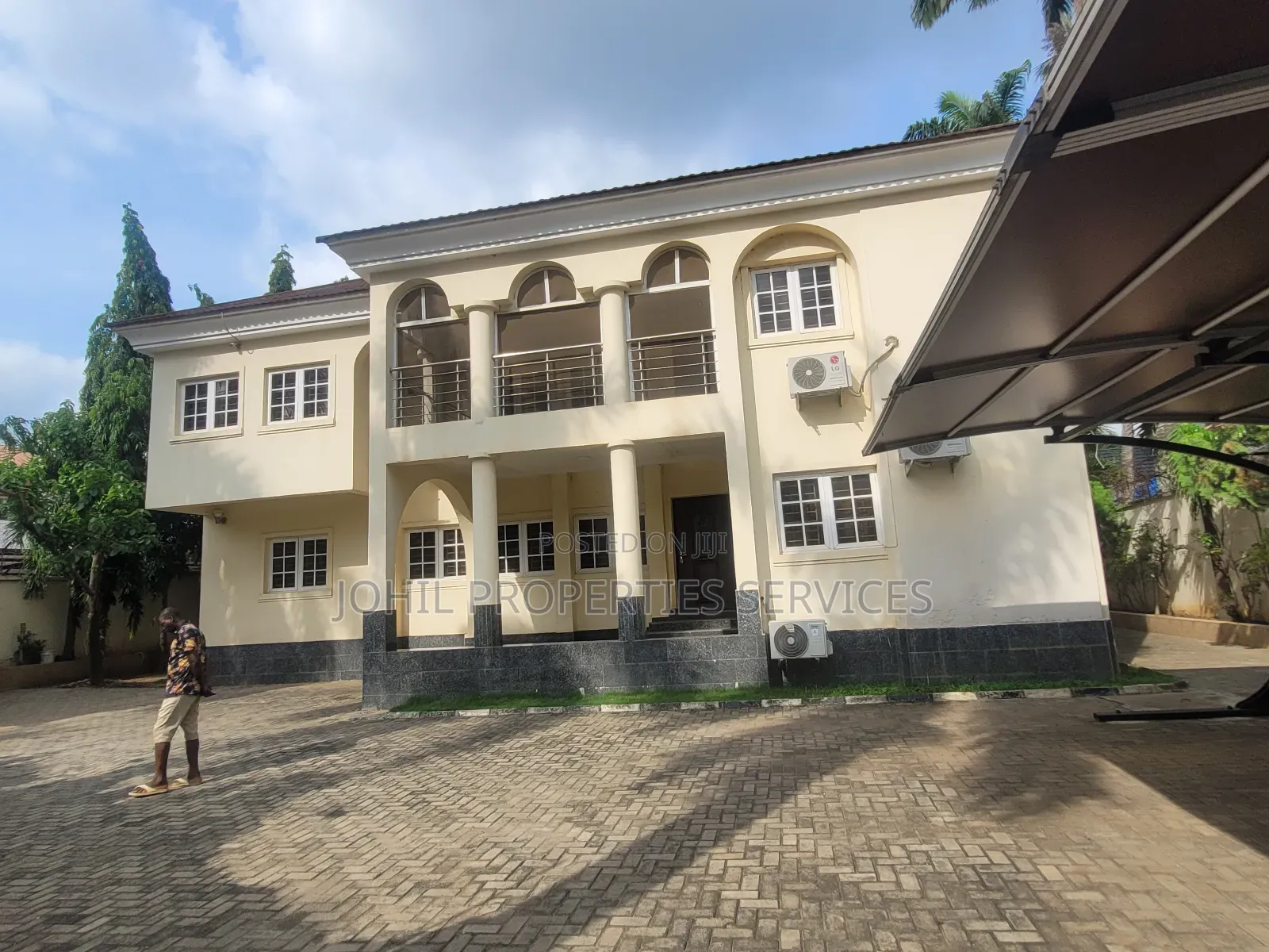 6bdrm Duplex in Maitama for sale in Maitama