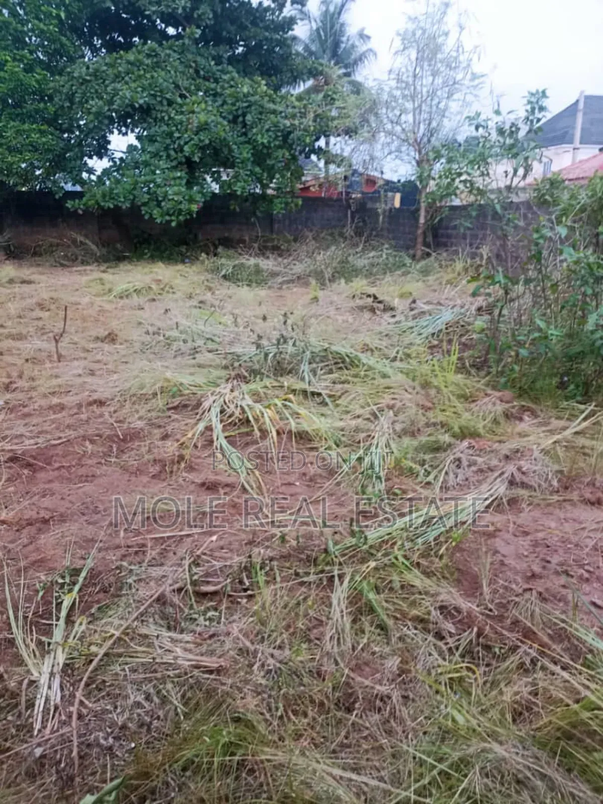 30ft / 120ft Plot Piled Dwarf Fenc Ijegun / Ijegemo New Expressway in Ijegun