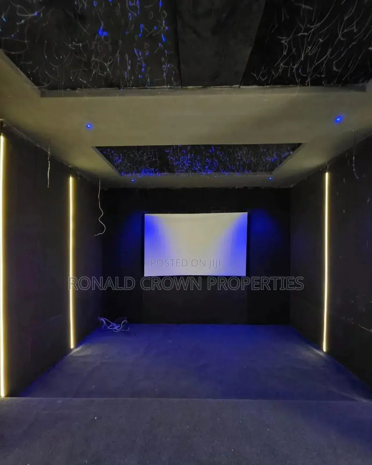 5bdrm Duplex in Osapa london for sale in Osapa london