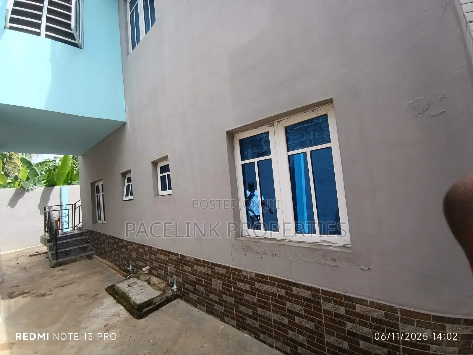 7bdrm Block of Flats in Ipaja / Ipaja for sale in Ipaja / Ipaja