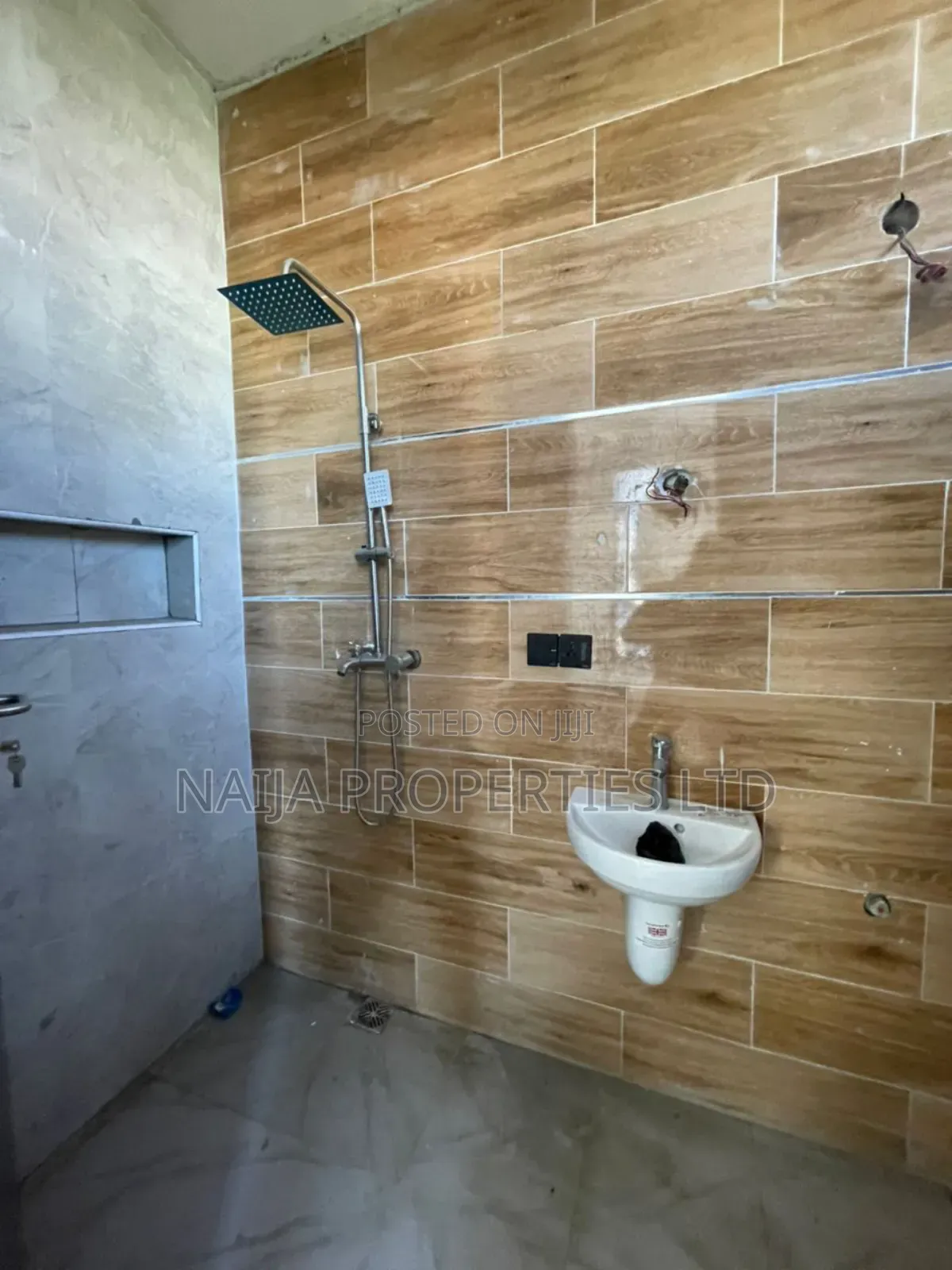 3bdrm Block of Flats in Lekki Phase 1 for sale in Lekki Phase 1