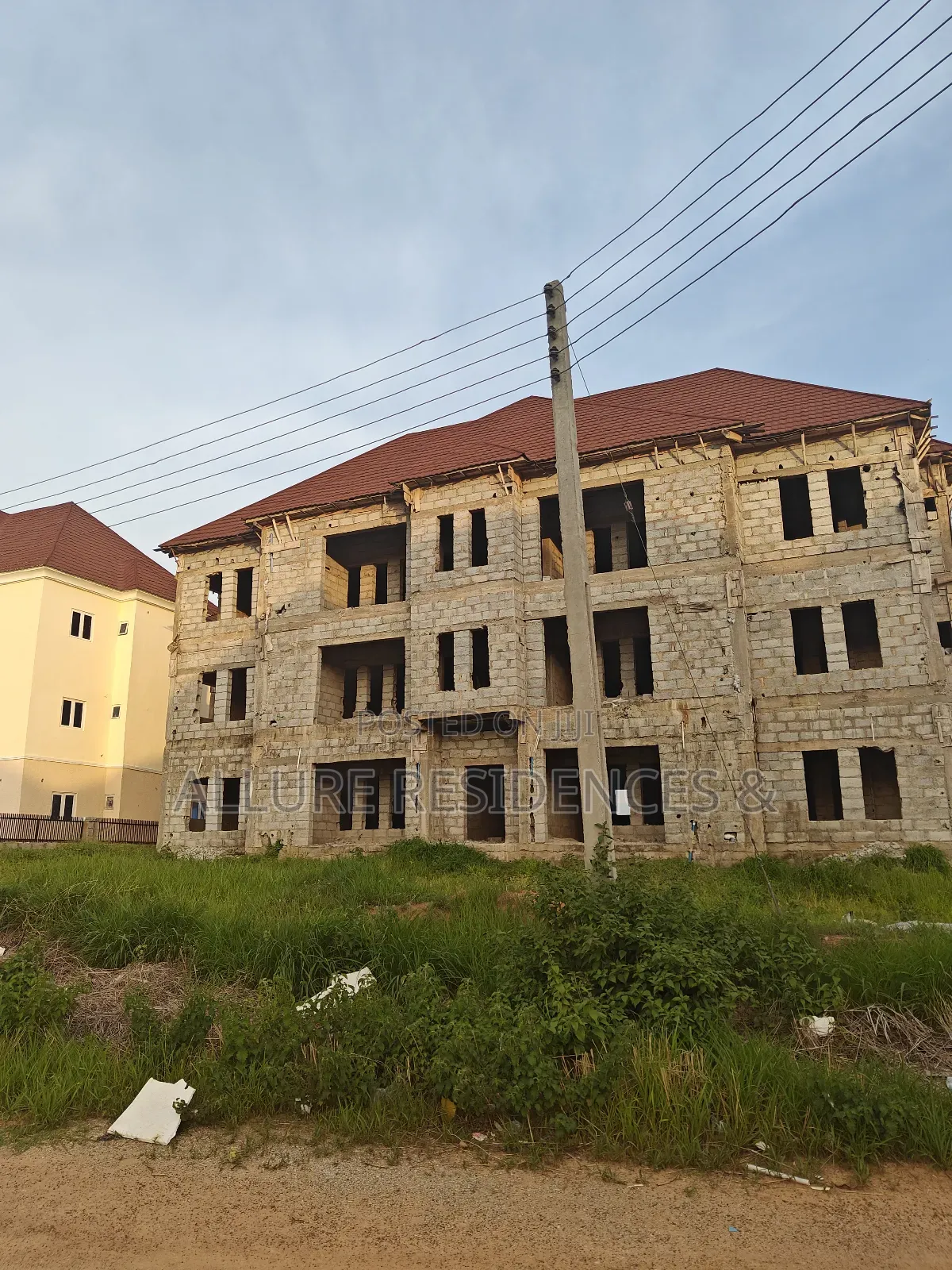 3bdrm Block of Flats in Lugbe District for sale in Lugbe District