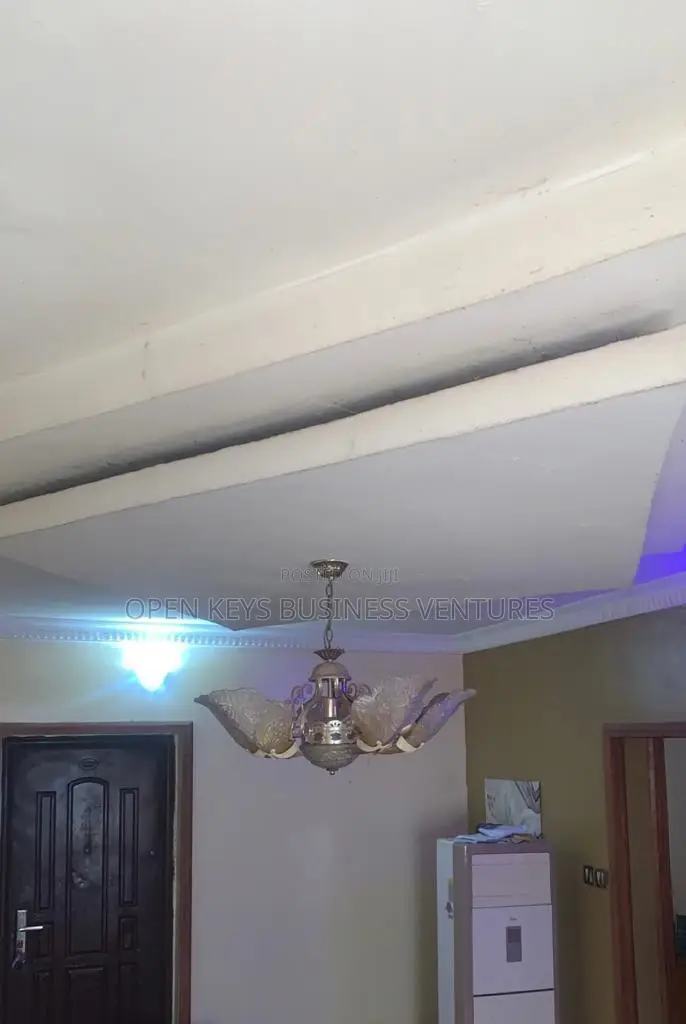 4bdrm Bungalow in Akoto, Akala Express for sale in Akala Express