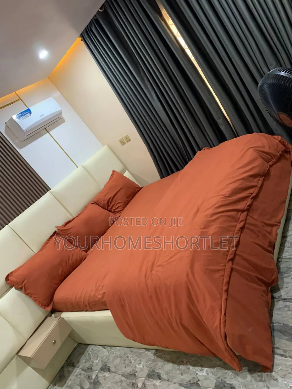6 Bedrooms Self Compound Party House With Pool Dj in Idimu