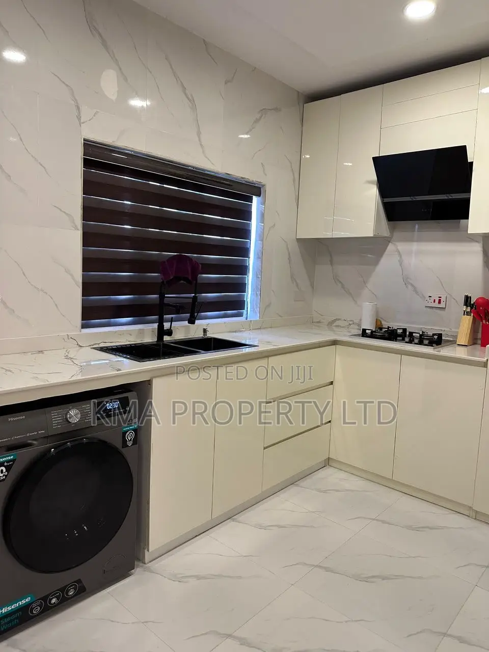Luxurious 2 Bedroom Duplex in Ikate
