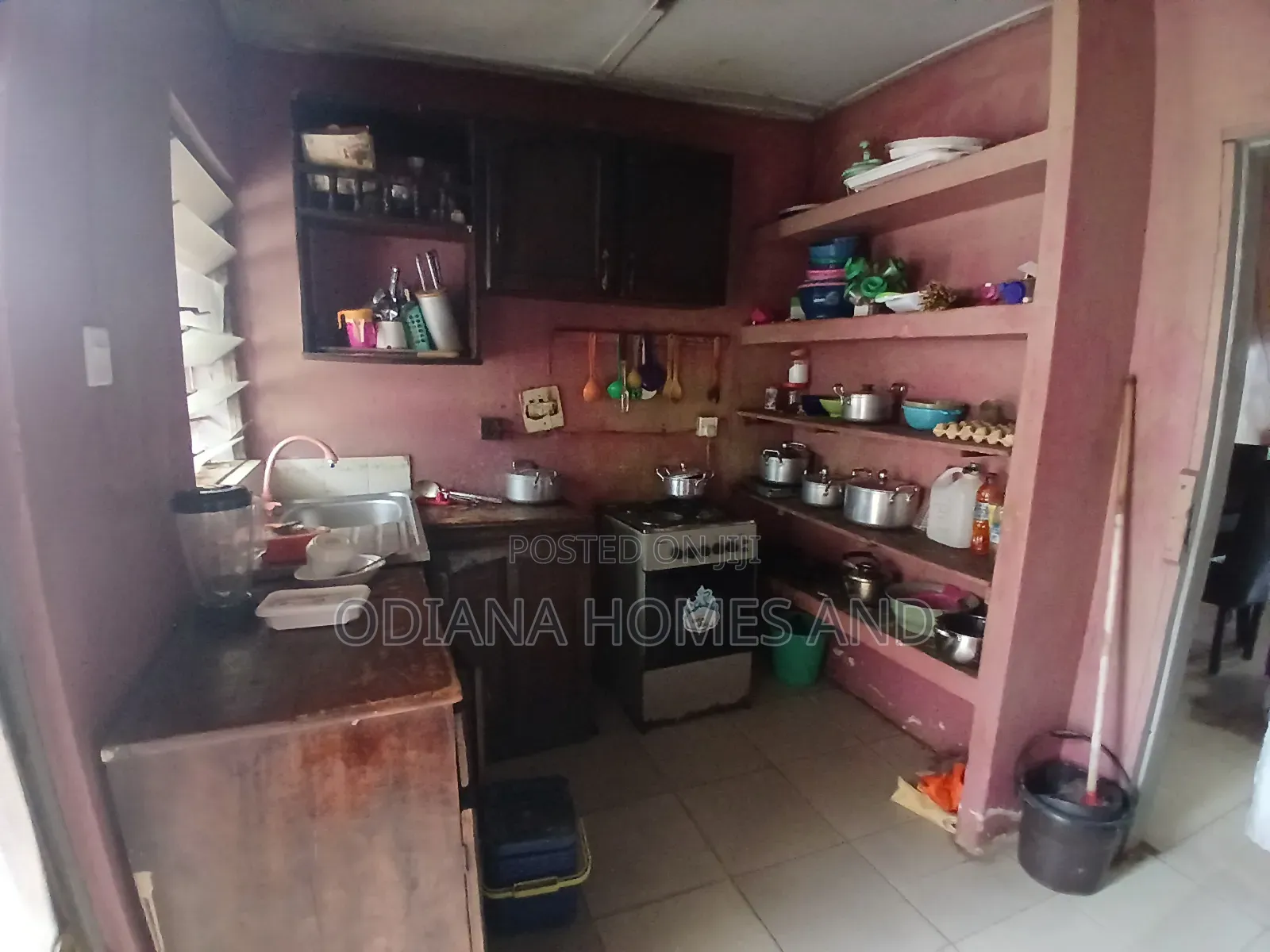 4bdrm Bungalow in Owode Housing Estate, Apata for sale in Apata
