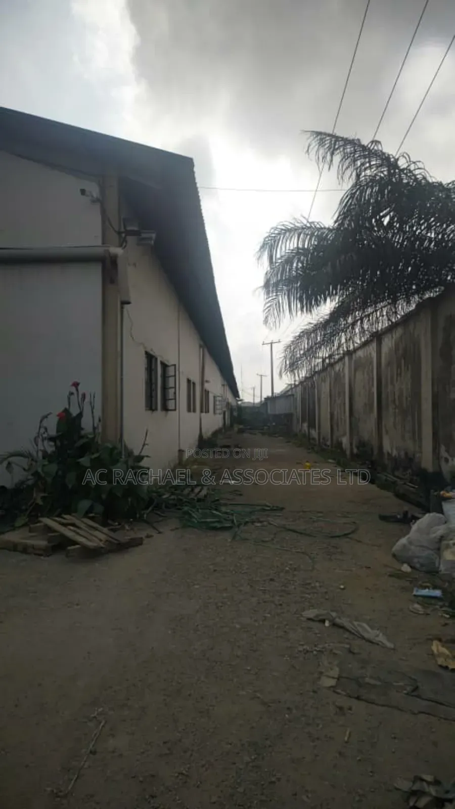 27,000sqf Warehouse for Rent at Ikotun Egbe Lagos in Egbe / Ikotun/Igando