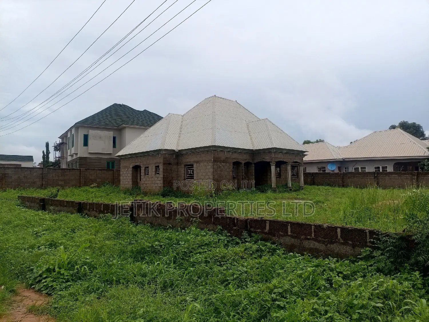 3bdrm Bungalow in Vaatia College, Makurdi for sale in Makurdi
