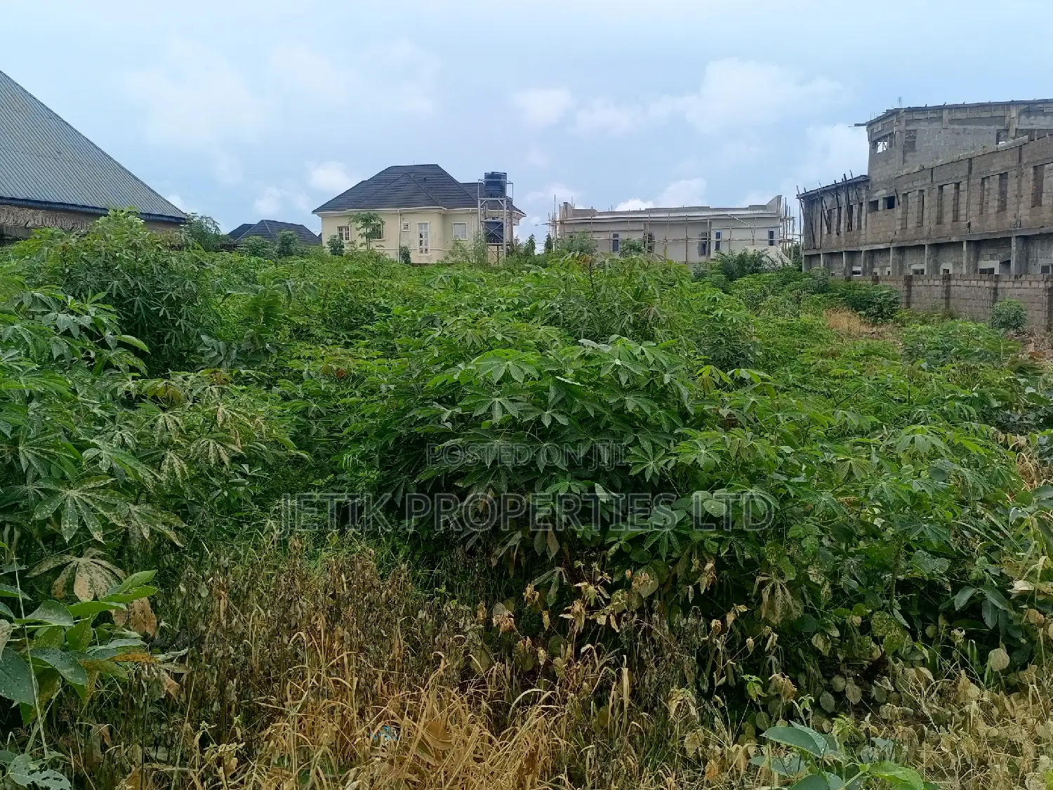 A Beautifully Fenced 100x200 Plot of Land for Sale in Makurdi