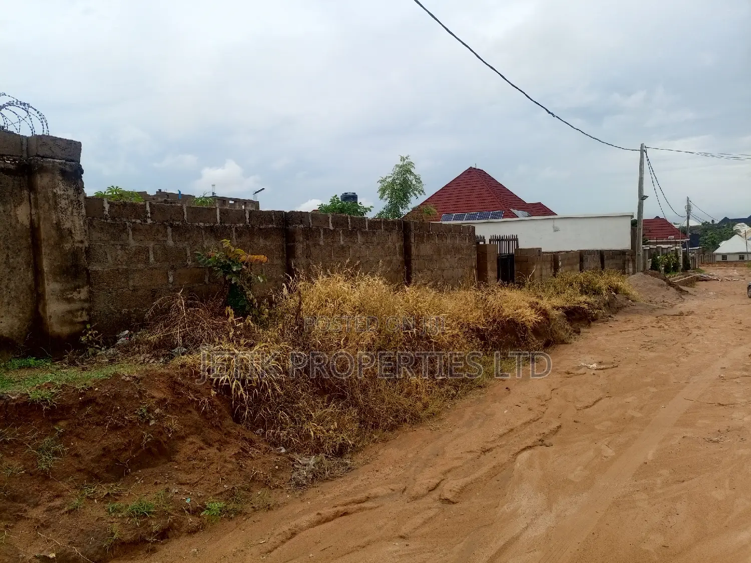 A Beautifully Fenced 100x200 Plot of Land for Sale in Makurdi