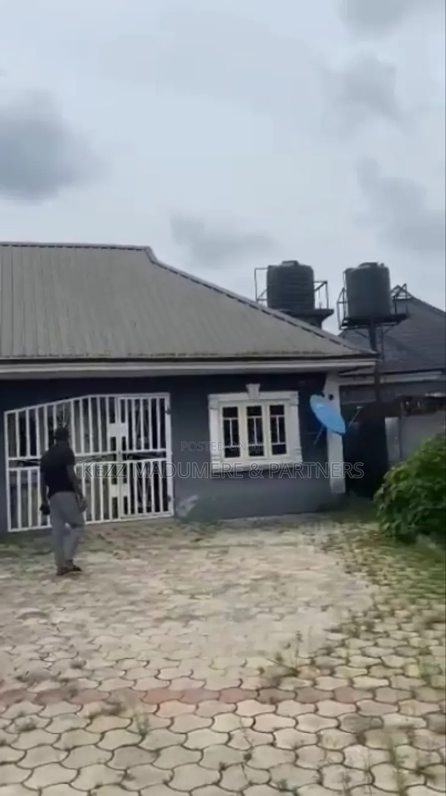 6bdrm Bungalow in Amechi Primary Sch., Port-Harcourt for sale in Port-Harcourt