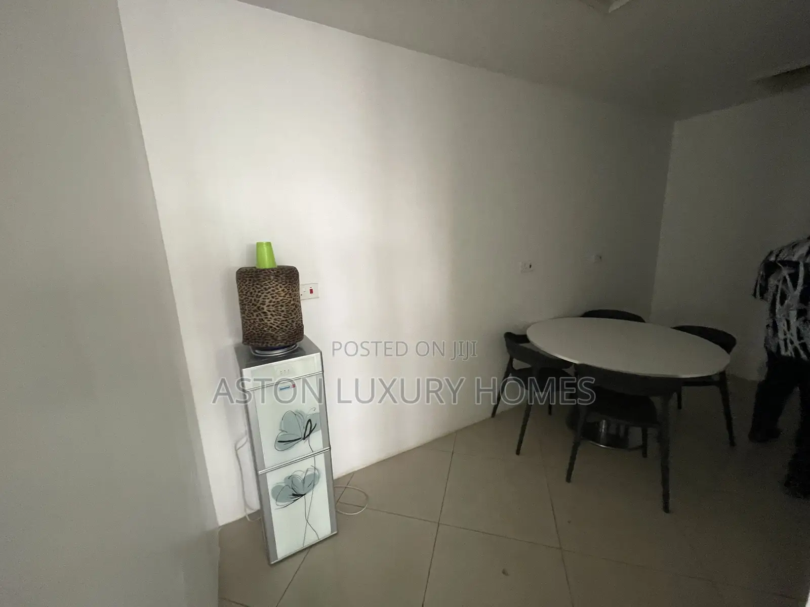 Premium Office Space for Rent - 297 SQM in Central Business District