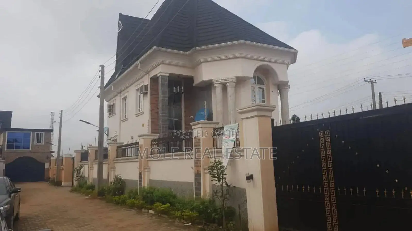 Furnished 4bdrm Duplex in Ejigbadero Estate for sale in Egbeda
