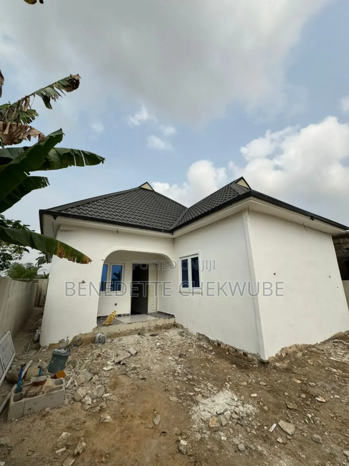 3bdrm Bungalow in Rumuoparali, Port-Harcourt for sale in Port-Harcourt