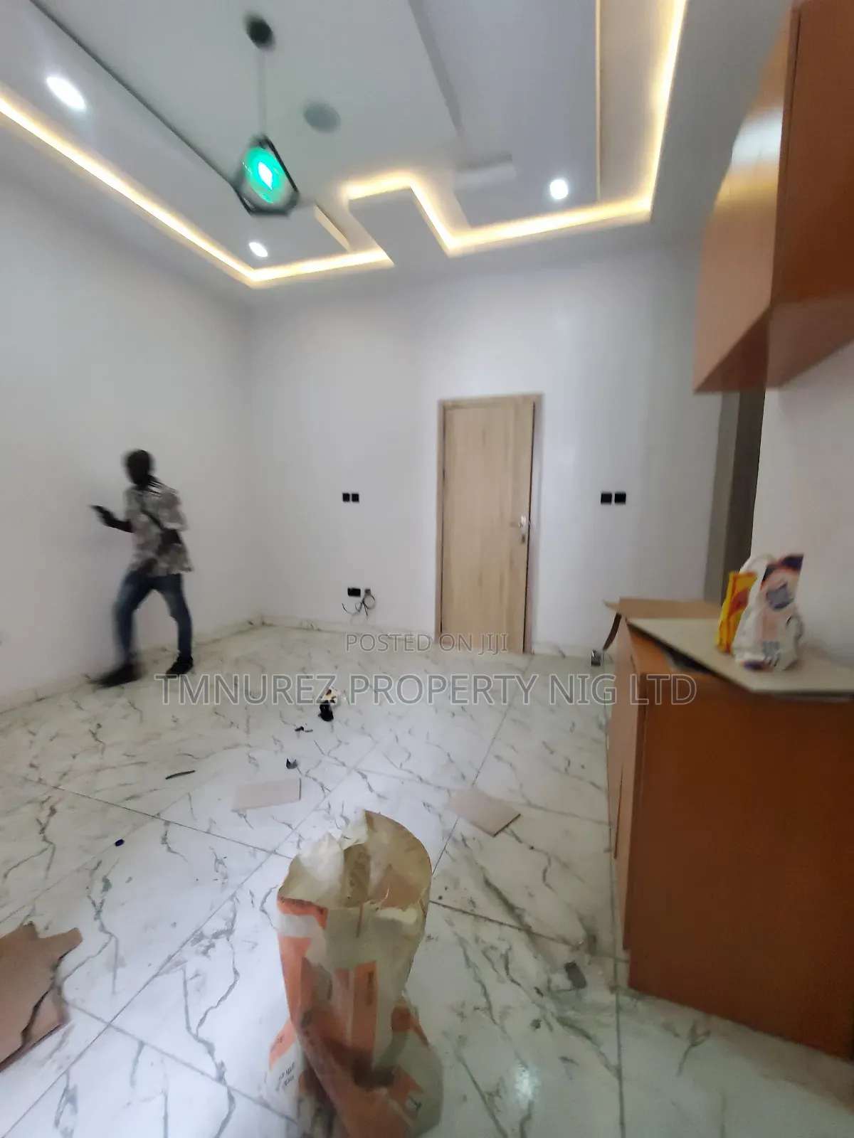 Mini Flat in Westend, Ikota for rent in Ikota