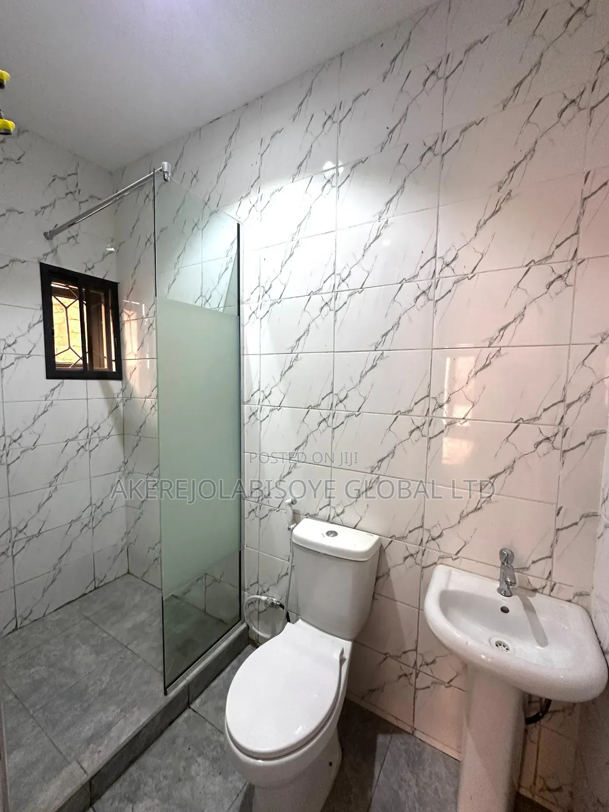 2bdrm Apartment in Guzape Abuja for rent in Guzape District