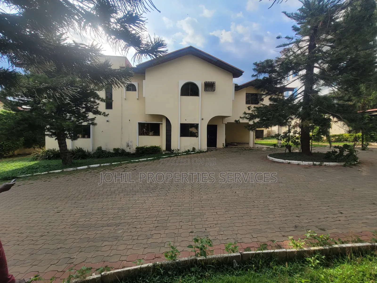 7bdrm Duplex in Asokoro for sale in Asokoro