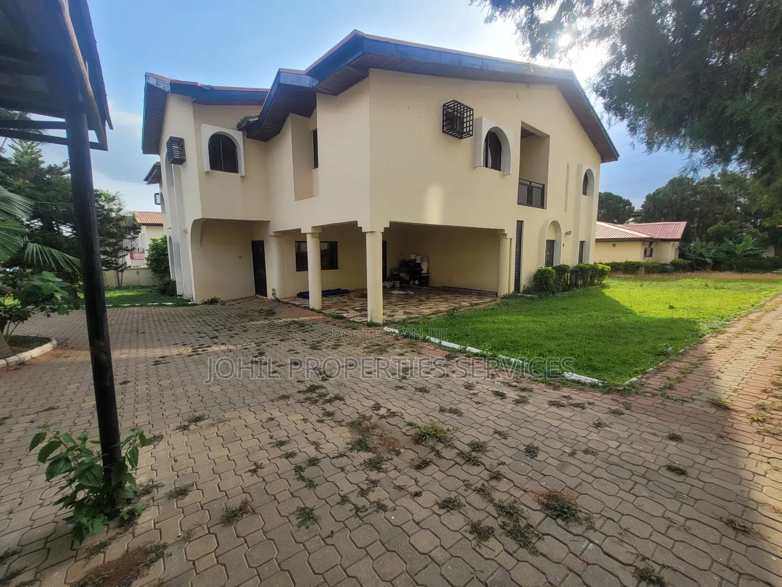 7bdrm Duplex in Asokoro for sale in Asokoro