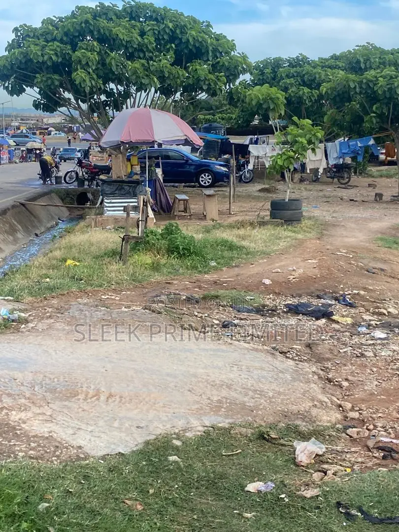 Commercial Plot Measuring Over 3500sqm in Kubwa