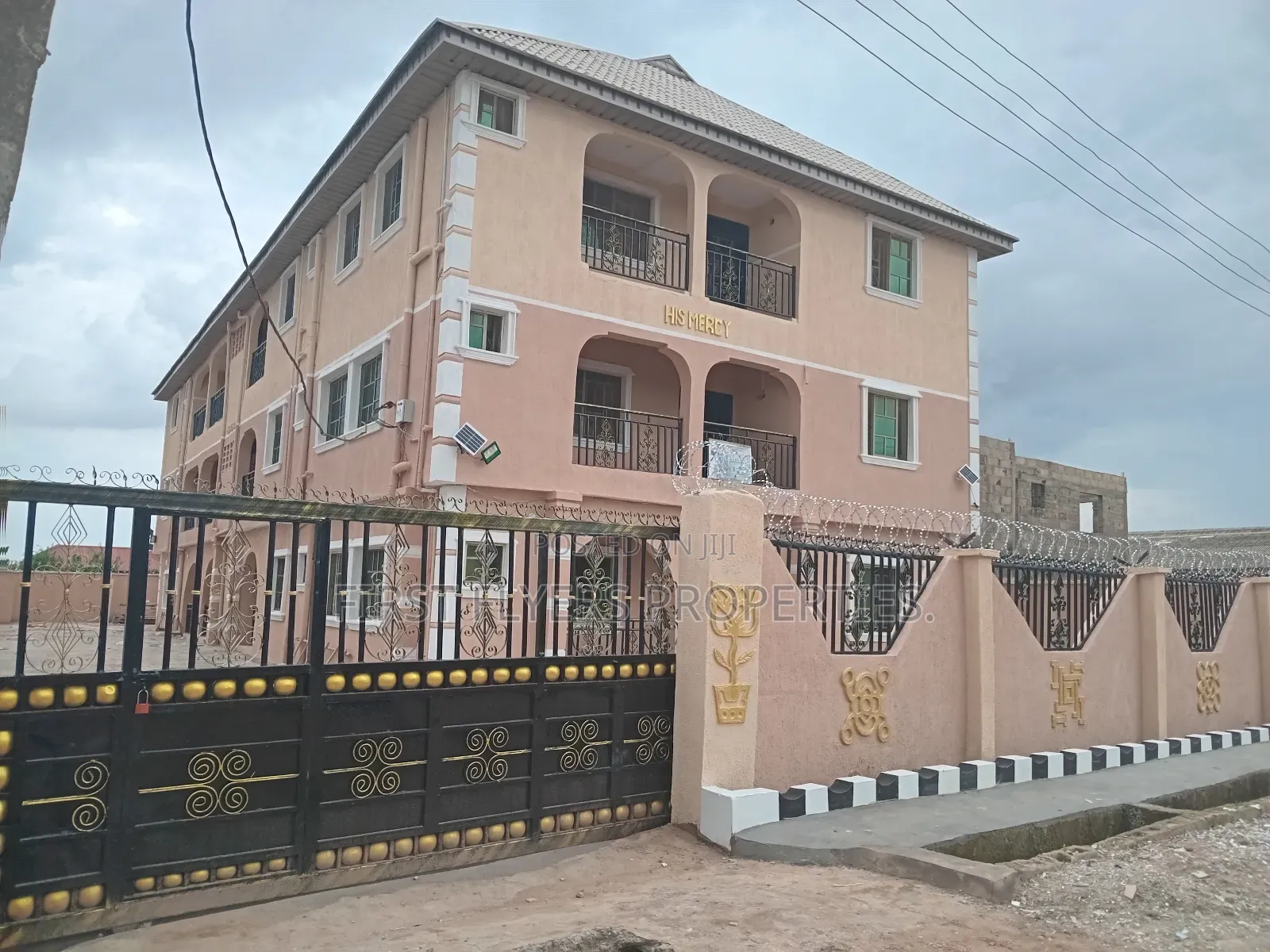 Furnished 3bdrm Block of Flats in Love Estate,Ojuore, Ado-Odo/Ota in Ado-Odo/Ota