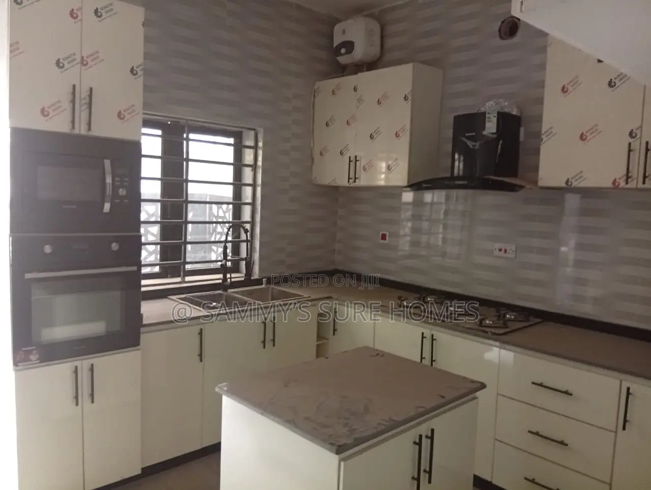 4bdrm Duplex in Jahi Gilmore for rent in Jahi