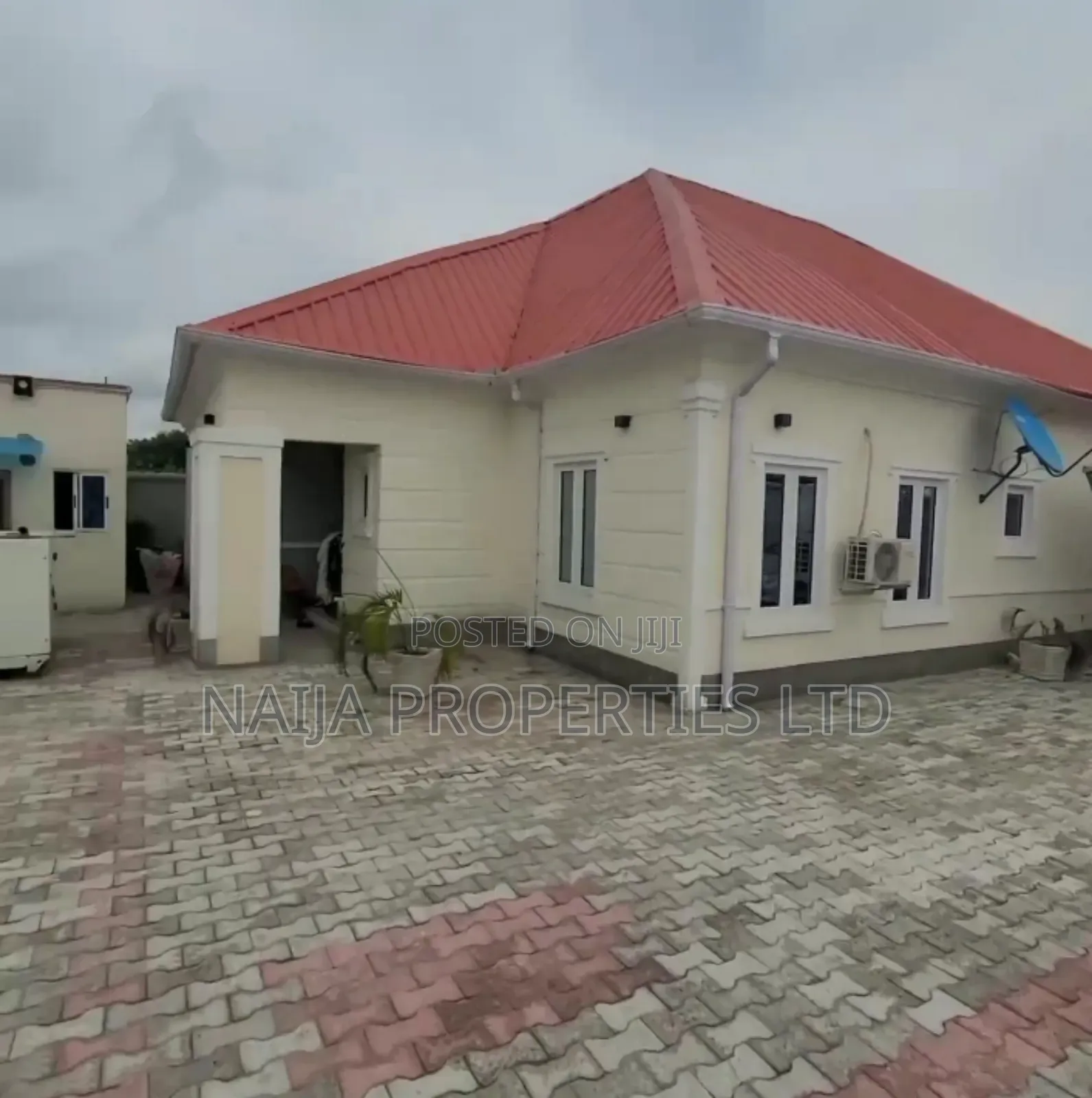 3bdrm Bungalow in Awoyaya for sale in Awoyaya