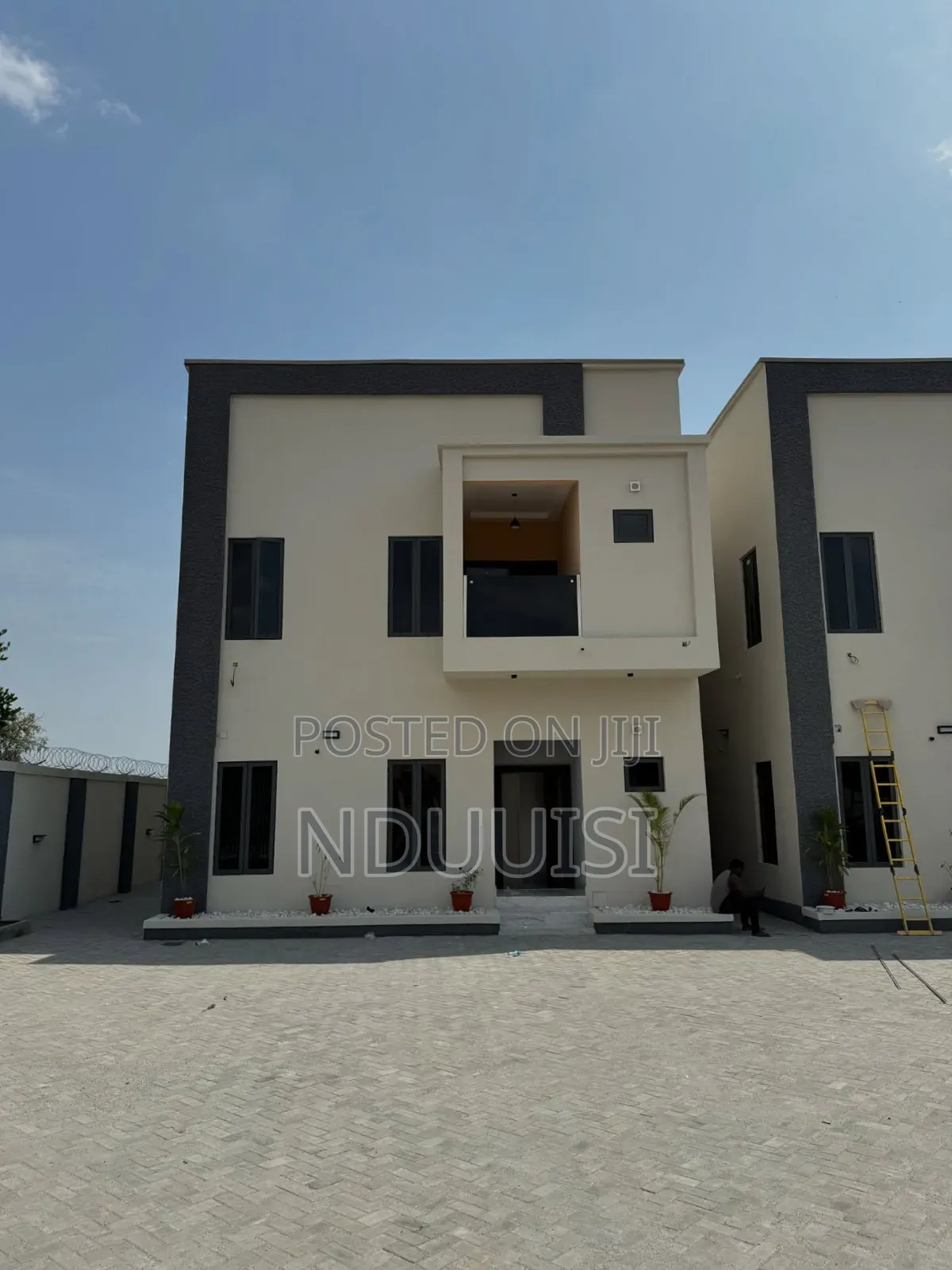 5bdrm Duplex in Kado for sale in Kado