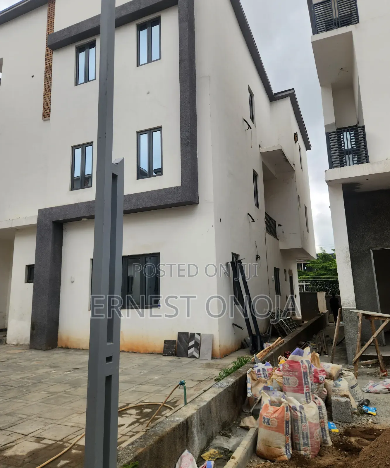 5bdrm Duplex in Gwarinpa Estate Main for sale in Gwarinpa