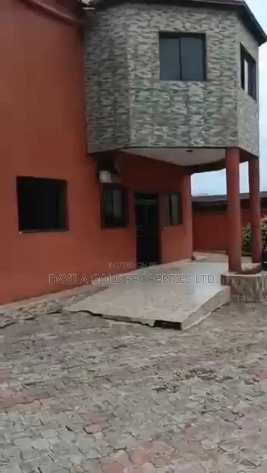 9bdrm Duplex in Benin City for sale in Benin City