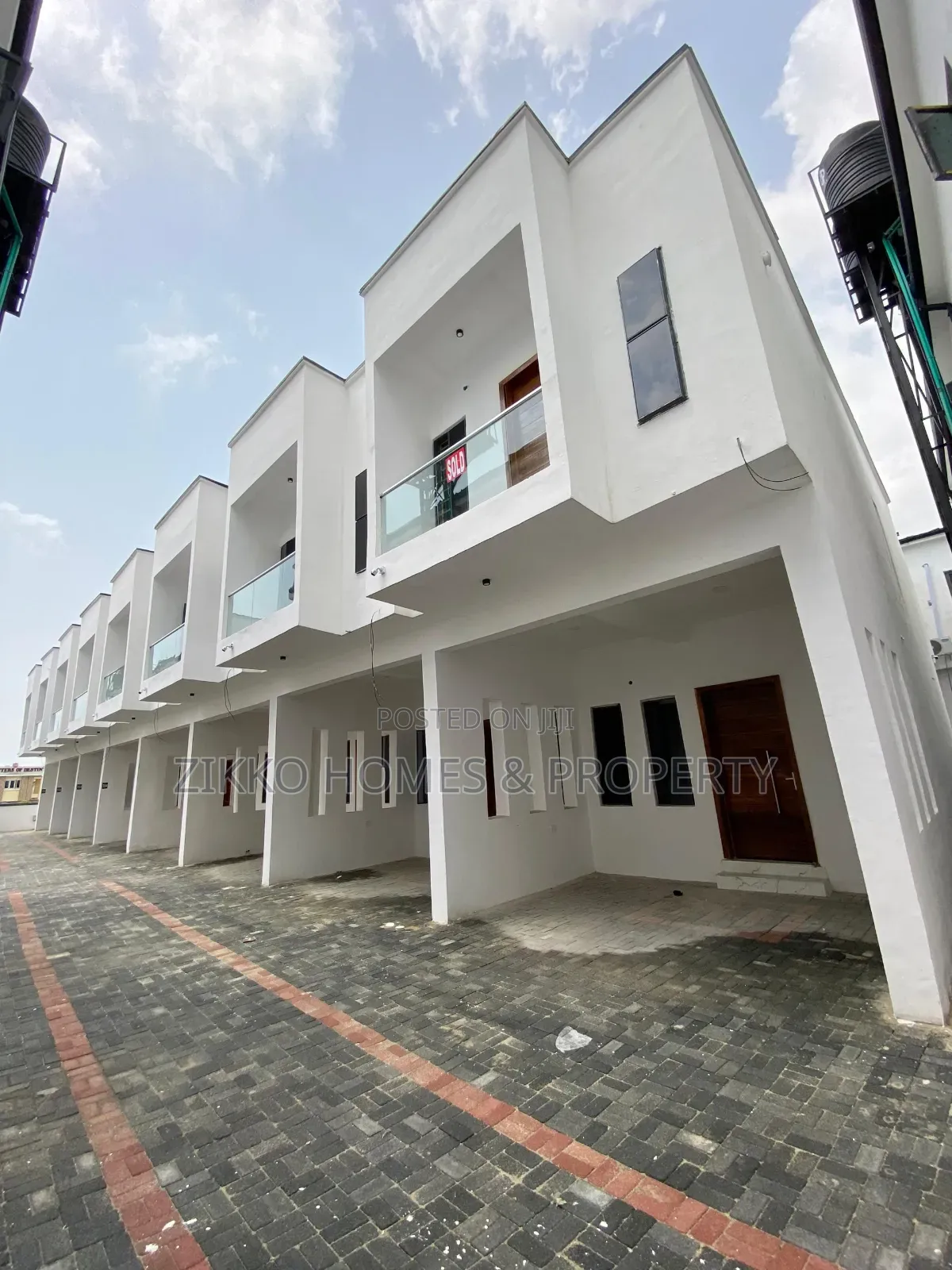 2bdrm Townhouse/Terrace in Ajah for Sale in Ajah