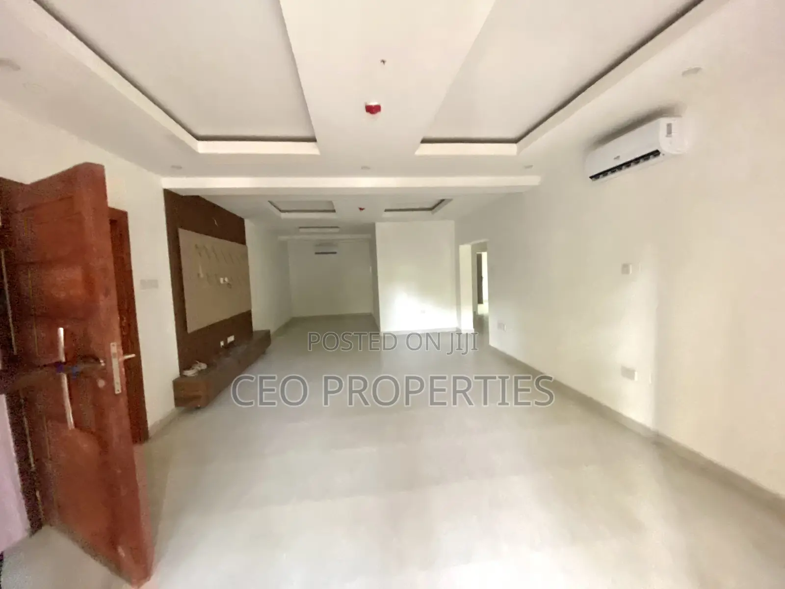 3bdrm Block of Flats in Off Adeola Adeku, Victoria Island for rent in Victoria Island